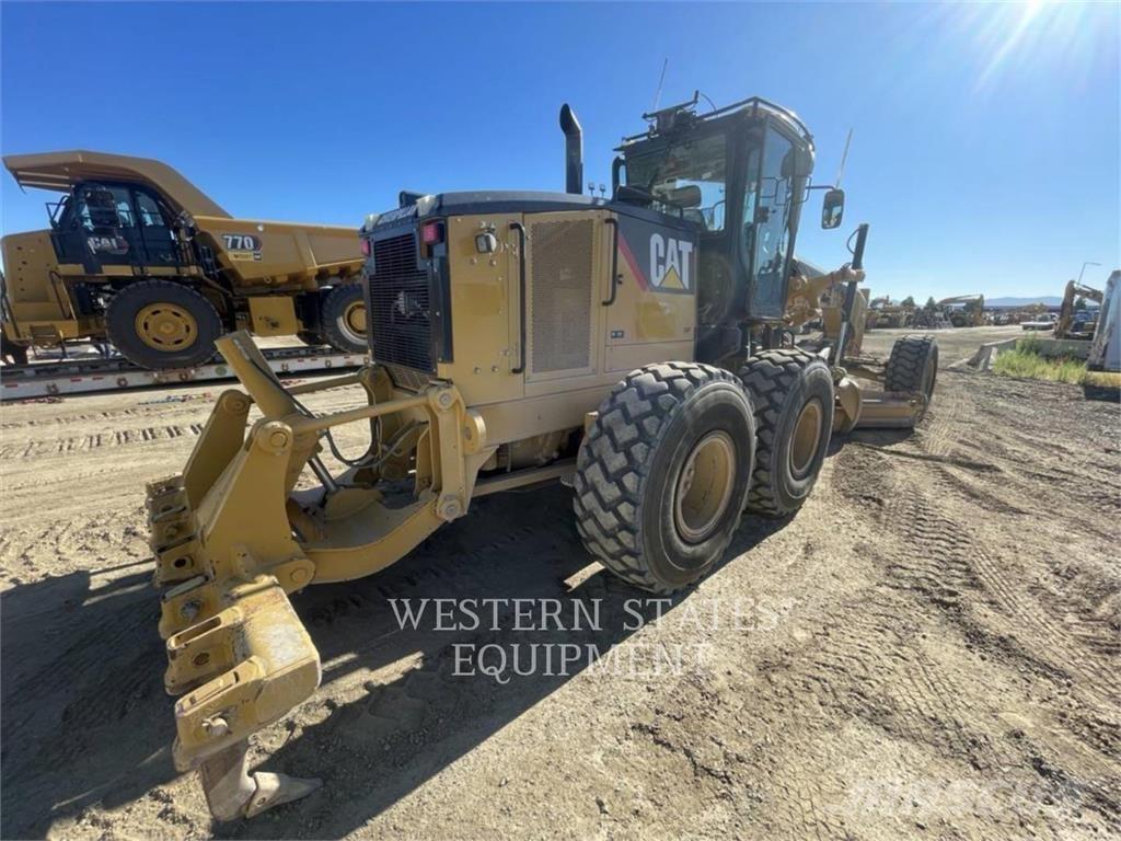 CAT 14M Greideriai