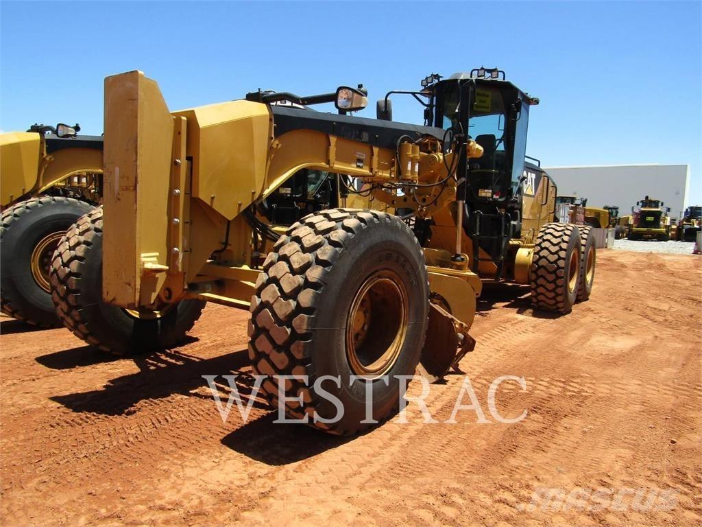 CAT 14M Greideriai