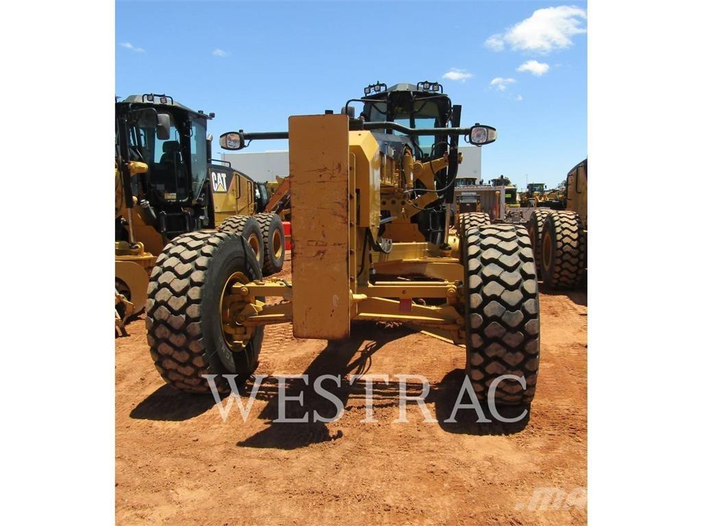 CAT 14M Greideriai