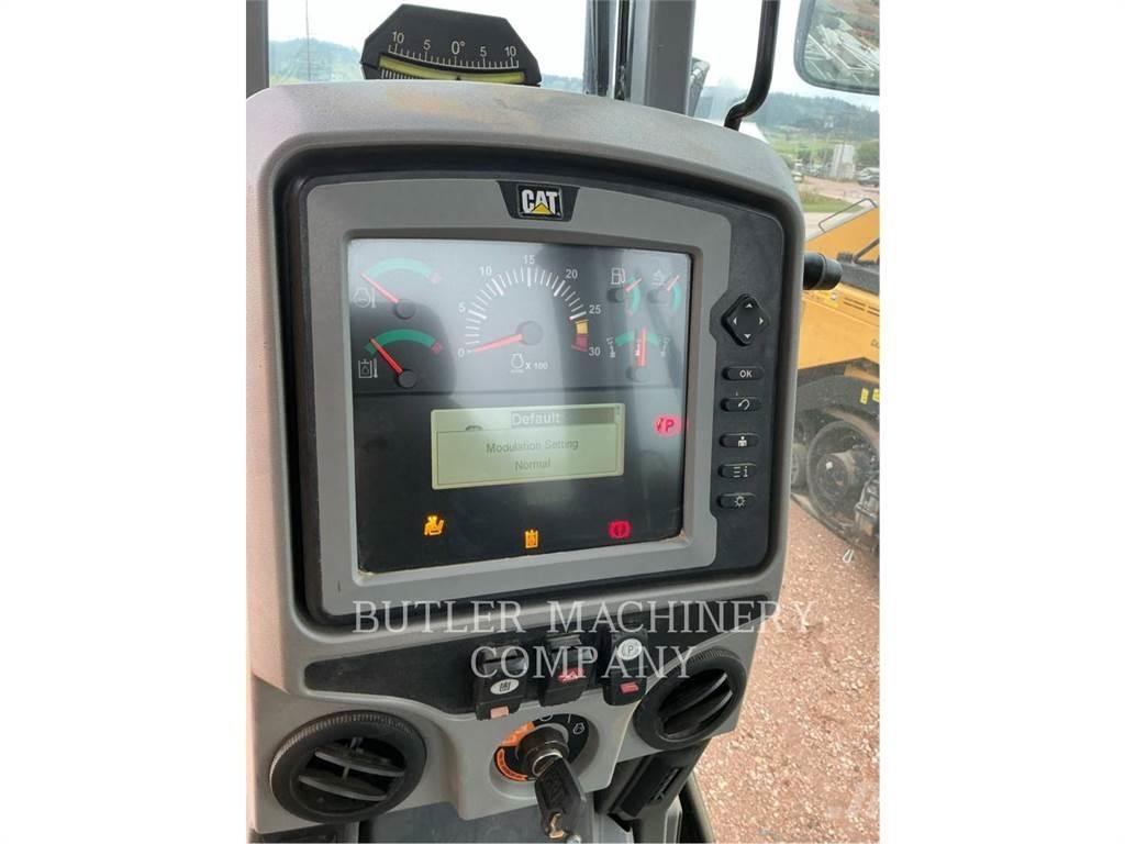 CAT 14M3 Greideriai