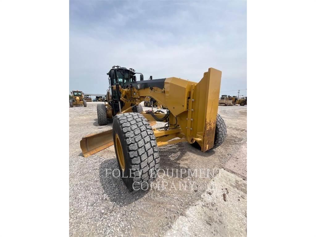 CAT 14M3A Greideriai