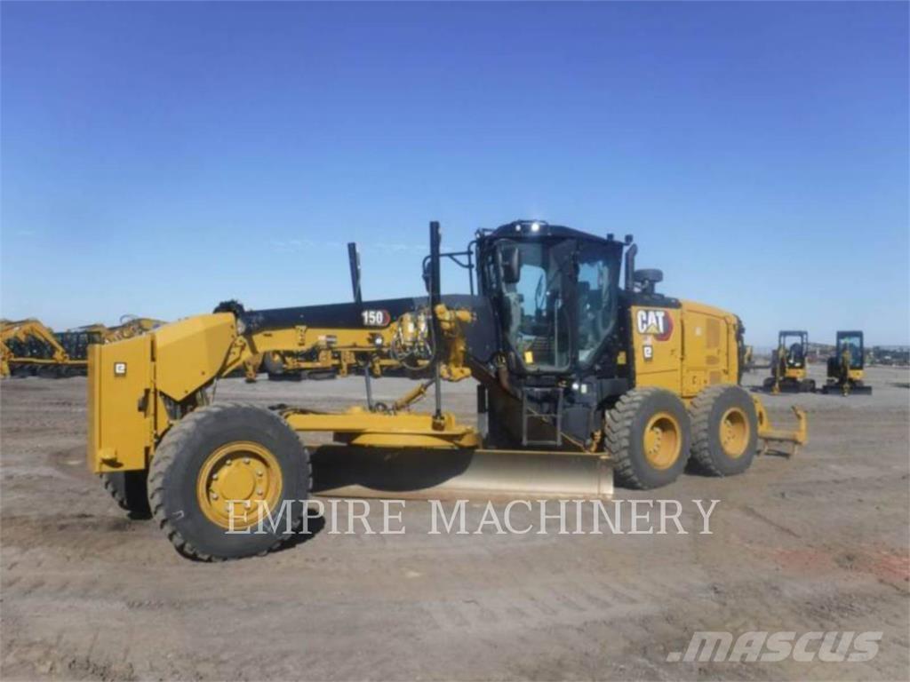 CAT 150-15 AWD Greideriai