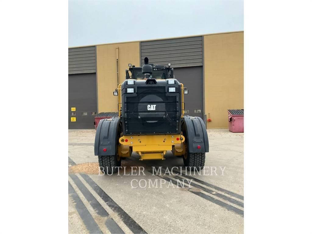 CAT 150-15AWD Greideriai