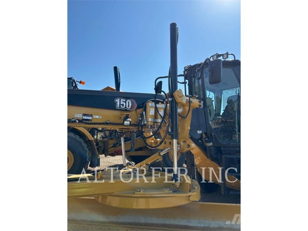 CAT 150-15AWD Greideriai