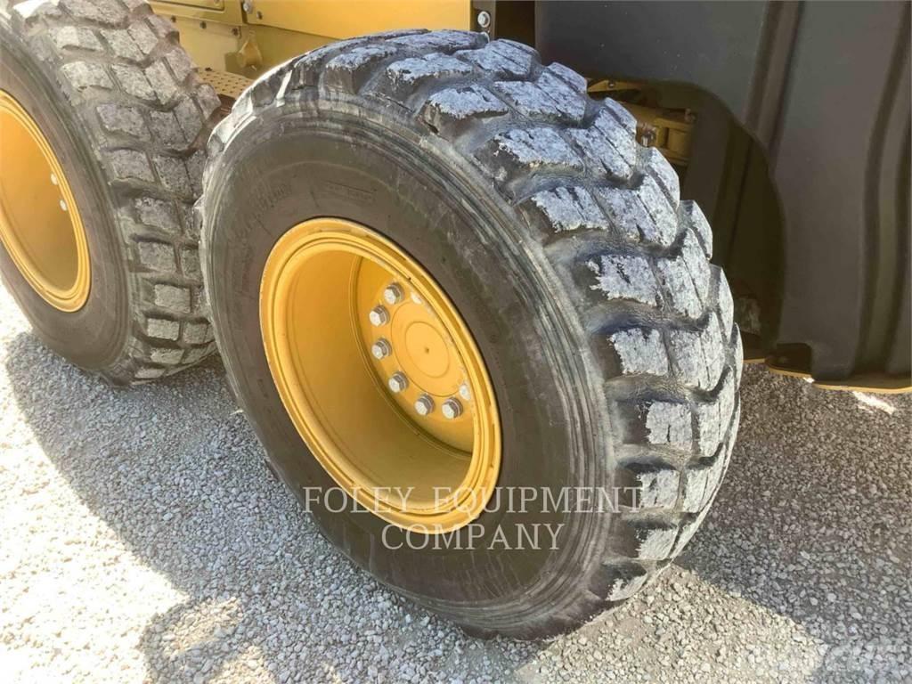 CAT 150-15AWI Greideriai