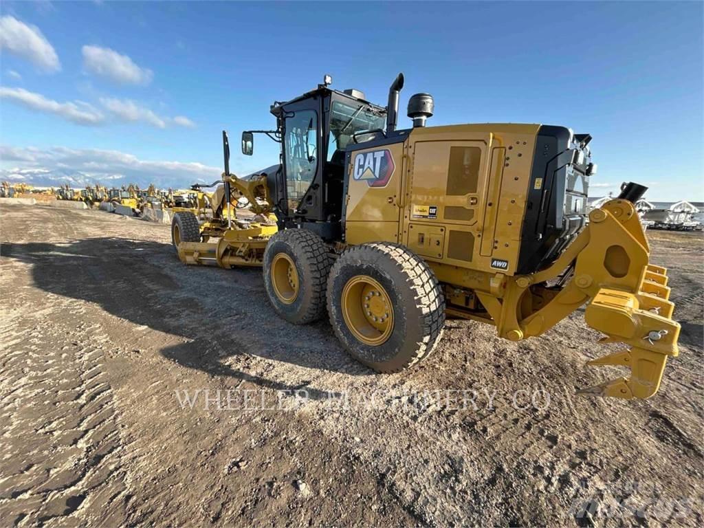 CAT 150 AWD Greideriai
