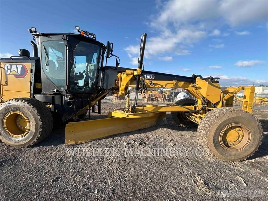 CAT 150 AWD Greideriai