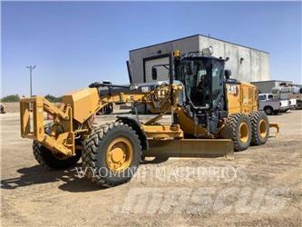 CAT 150 AWD Greideriai