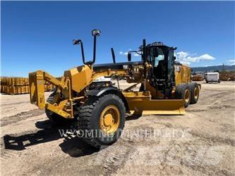 CAT 150 AWD Greideriai