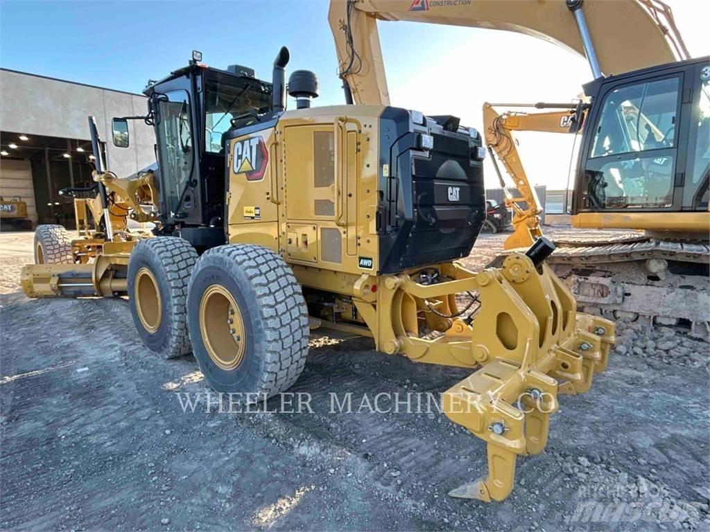 CAT 150 AWD Greideriai