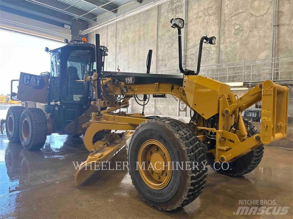 CAT 150 AWD Greideriai