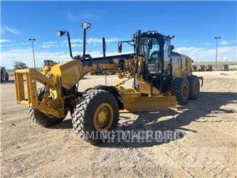 CAT 150 AWD Greideriai