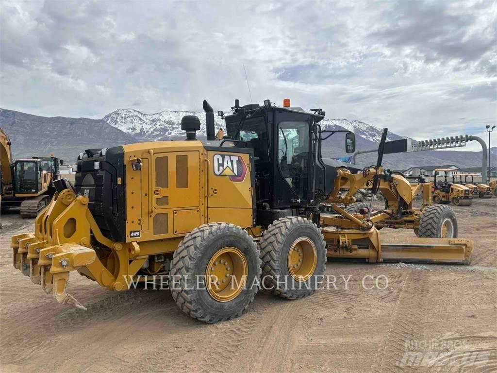 CAT 150 AWD Greideriai