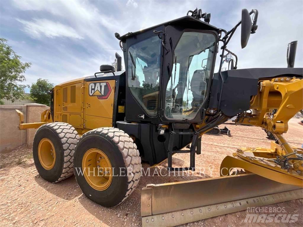 CAT 150 AWD Greideriai