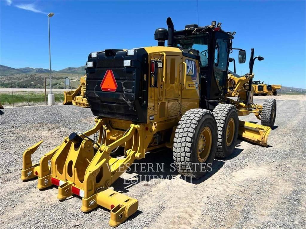 CAT 150 AWD Greideriai