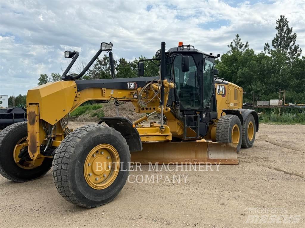 CAT 150 AWD Greideriai