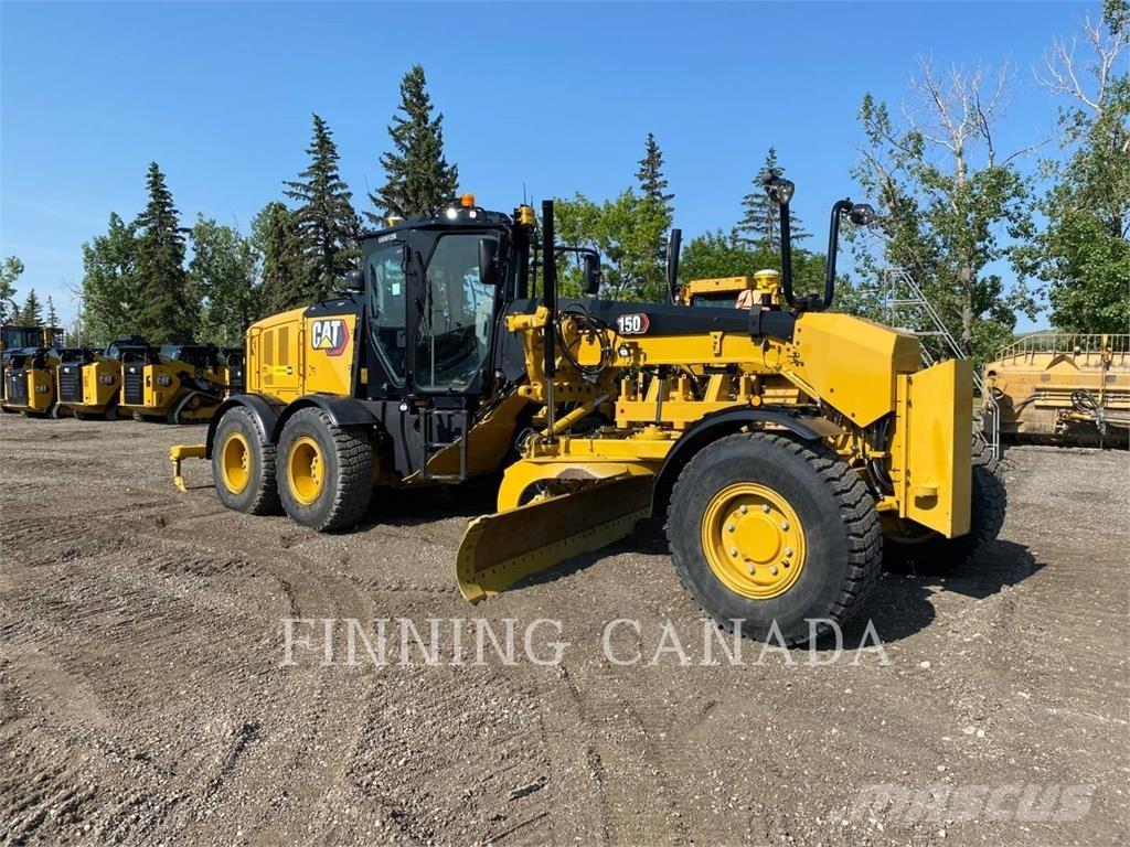 CAT 150 AWD Greideriai