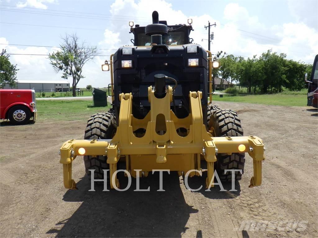 CAT 15015 Greideriai