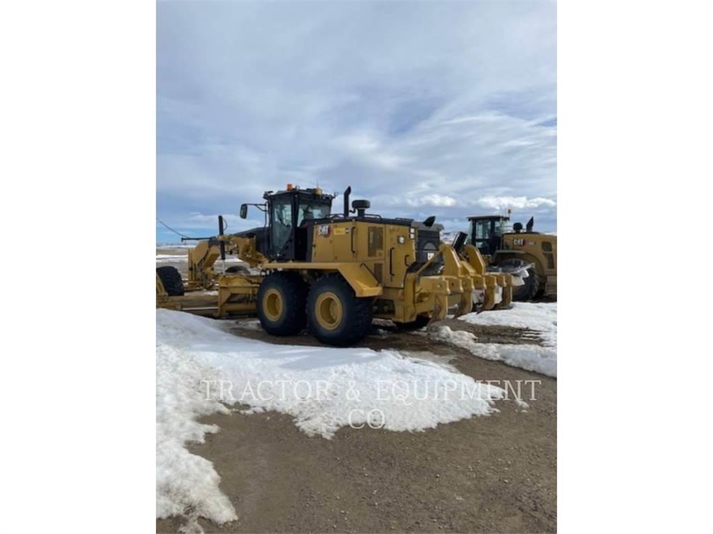 CAT 16 Greideriai