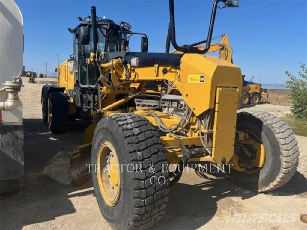 CAT 160-15AWD Greideriai