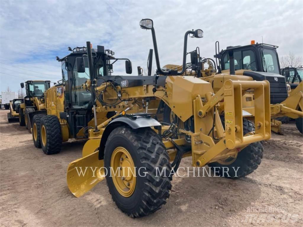 CAT 160 AWD Greideriai