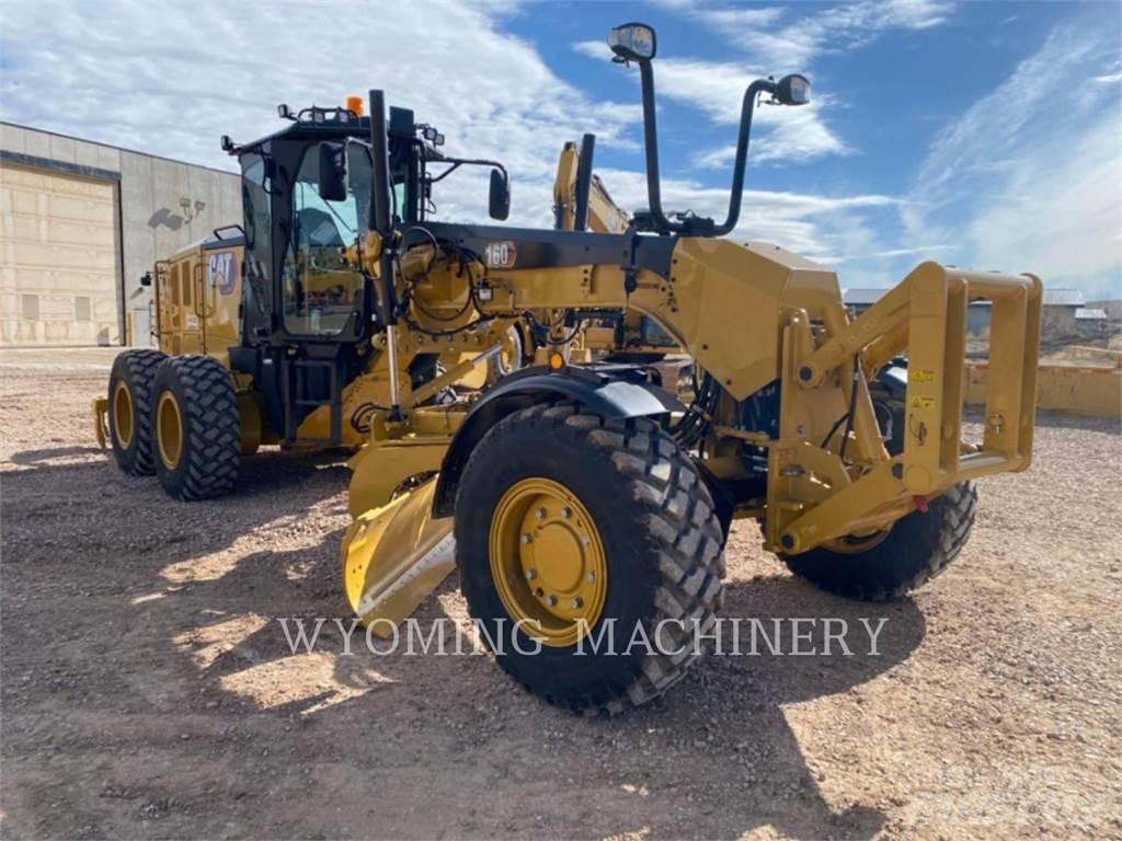 CAT 160 AWD Greideriai