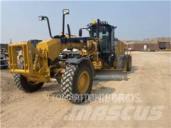 CAT 160 AWD Greideriai