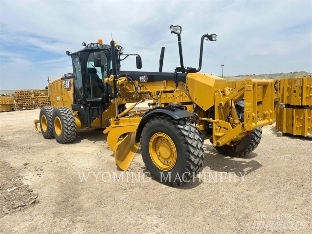 CAT 160 AWD Greideriai