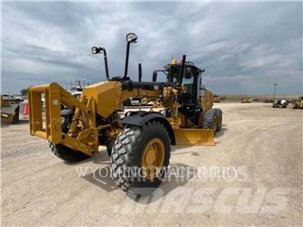 CAT 160 AWD Greideriai