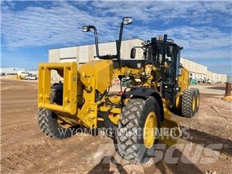 CAT 160 AWD Greideriai