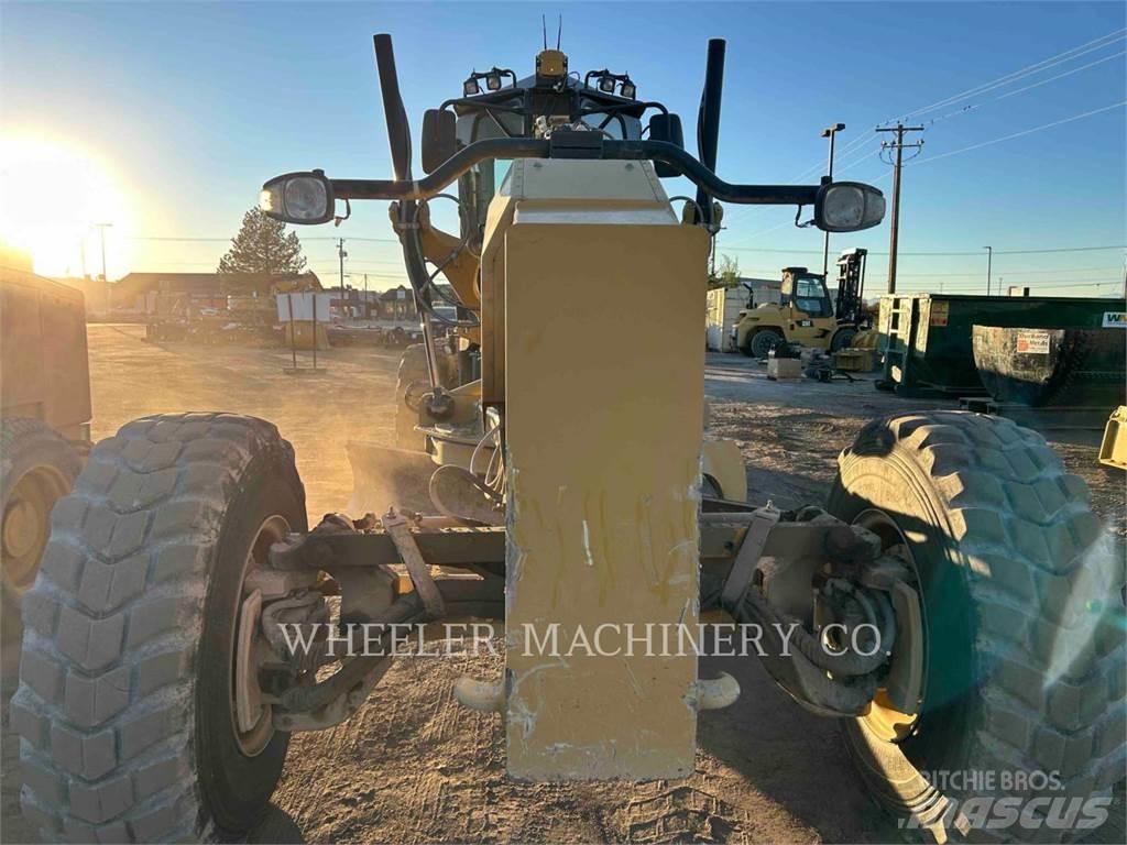 CAT 160 AWD Greideriai