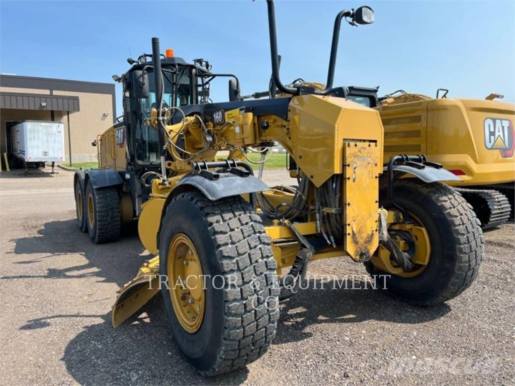 CAT 160 AWD Greideriai