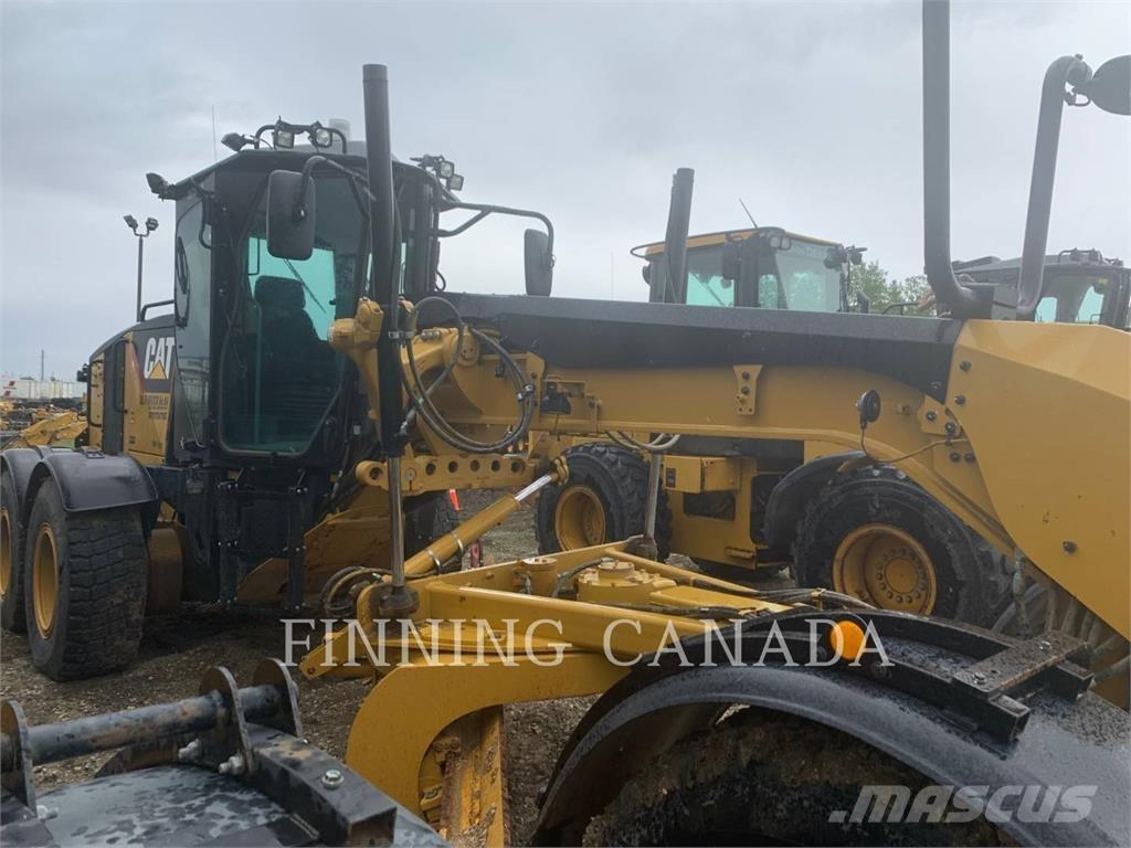 CAT 160M AWD Greideriai