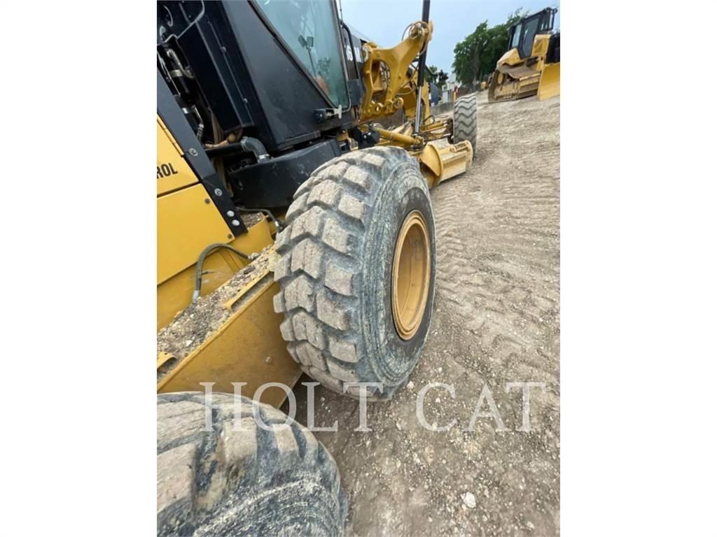 CAT 160M3 Greideriai