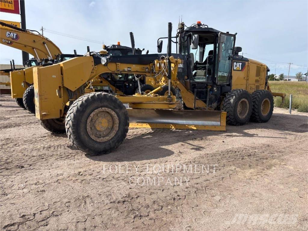 CAT 160M3AWI Greideriai
