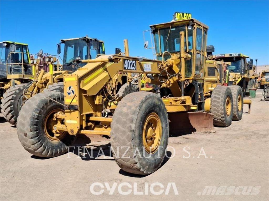 CAT 16G Greideriai
