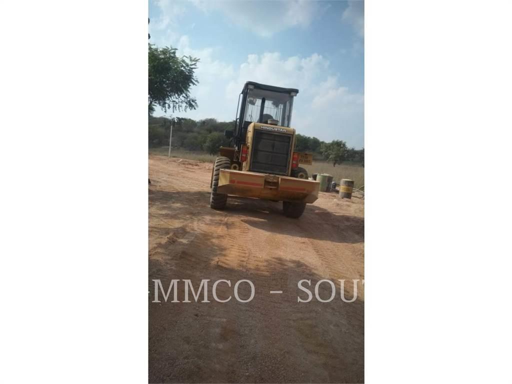 CAT 2021D Naudoti ratiniai krautuvai