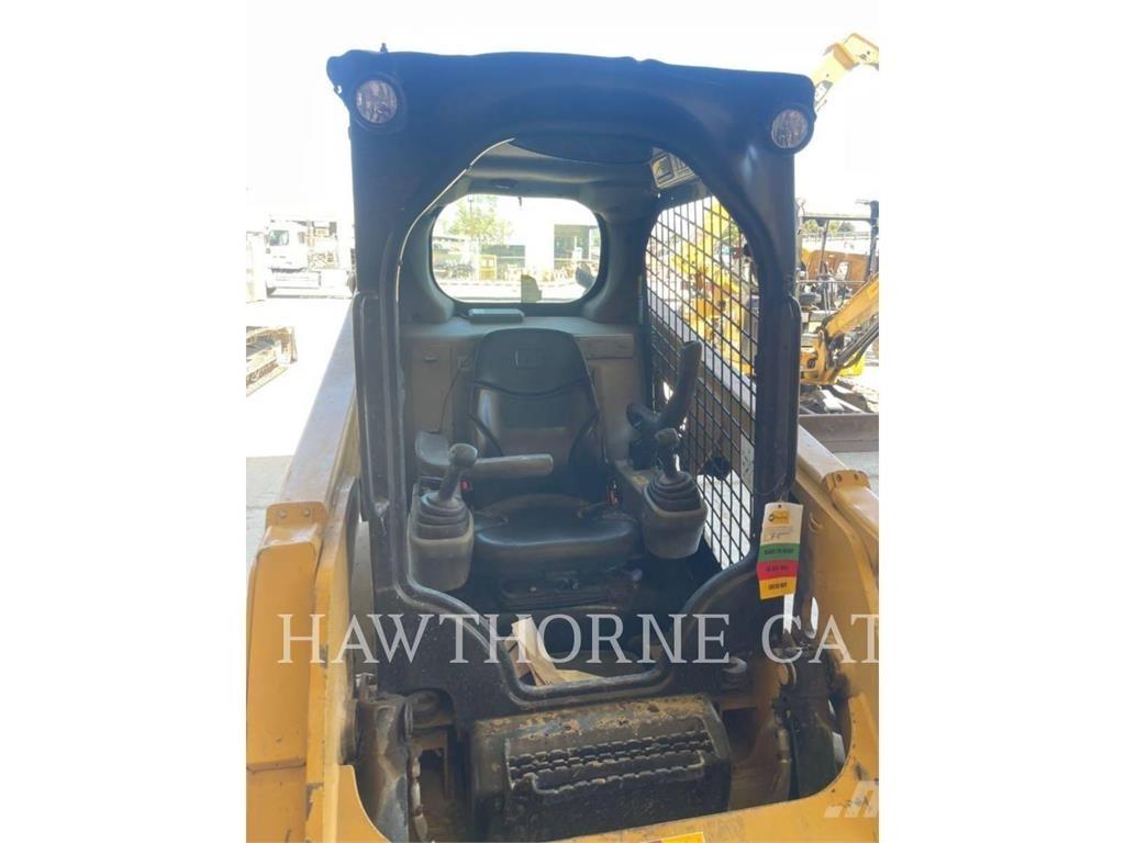CAT 226D Krautuvai su šoniniu pasukimu