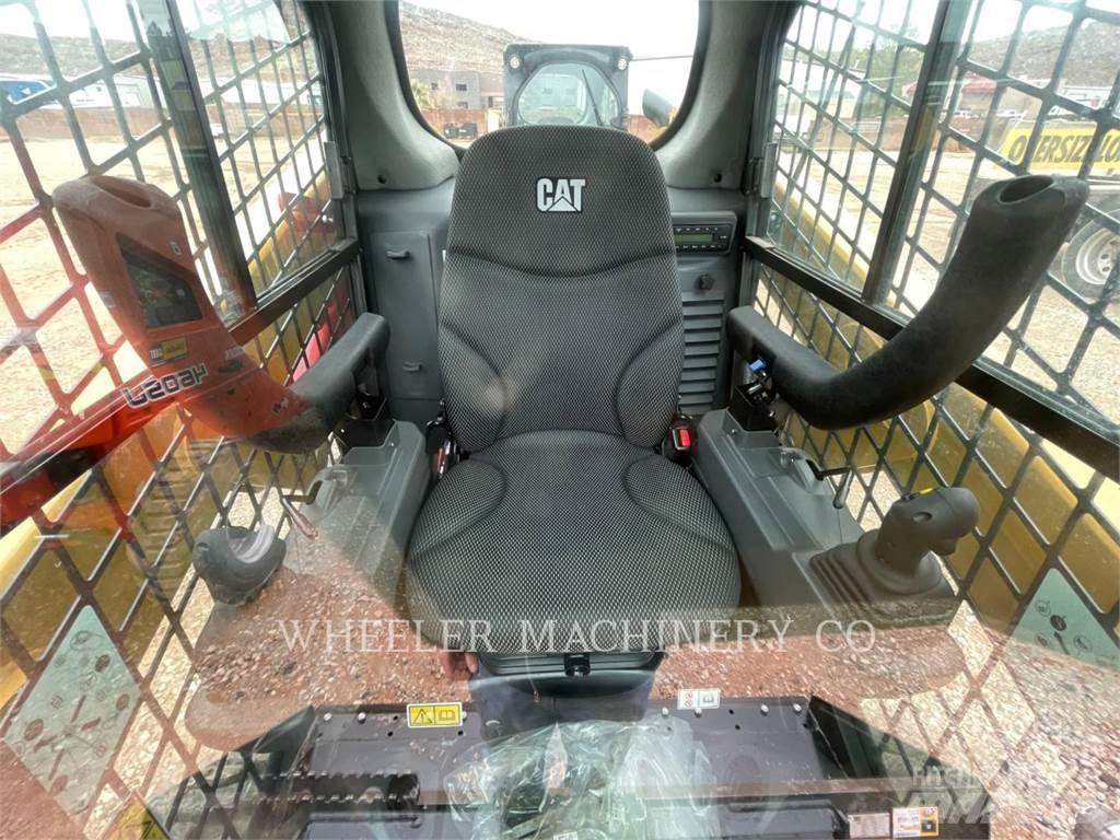 CAT 226D3 C3H2 Krautuvai su šoniniu pasukimu