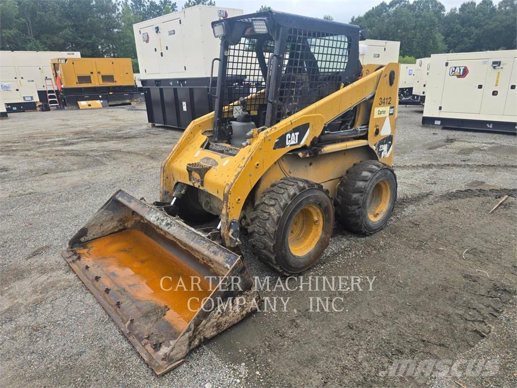 CAT 236 B SERIES 3 Krautuvai su šoniniu pasukimu