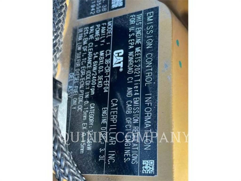 CAT 236D Krautuvai su šoniniu pasukimu