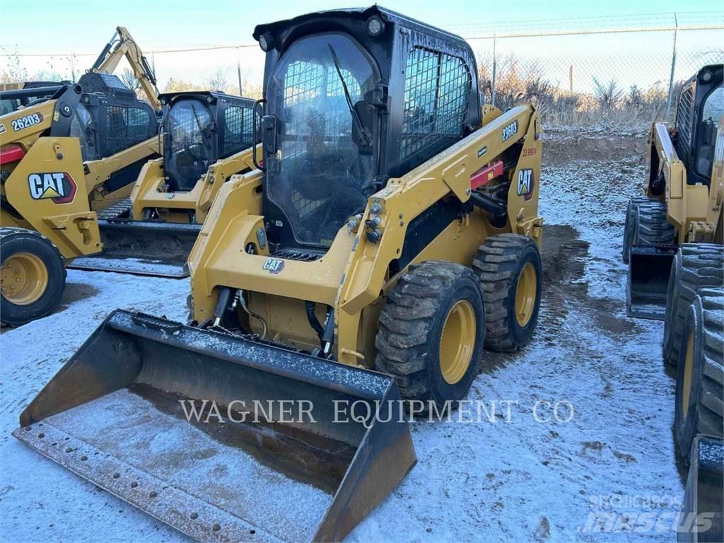 CAT 236D3 Krautuvai su šoniniu pasukimu