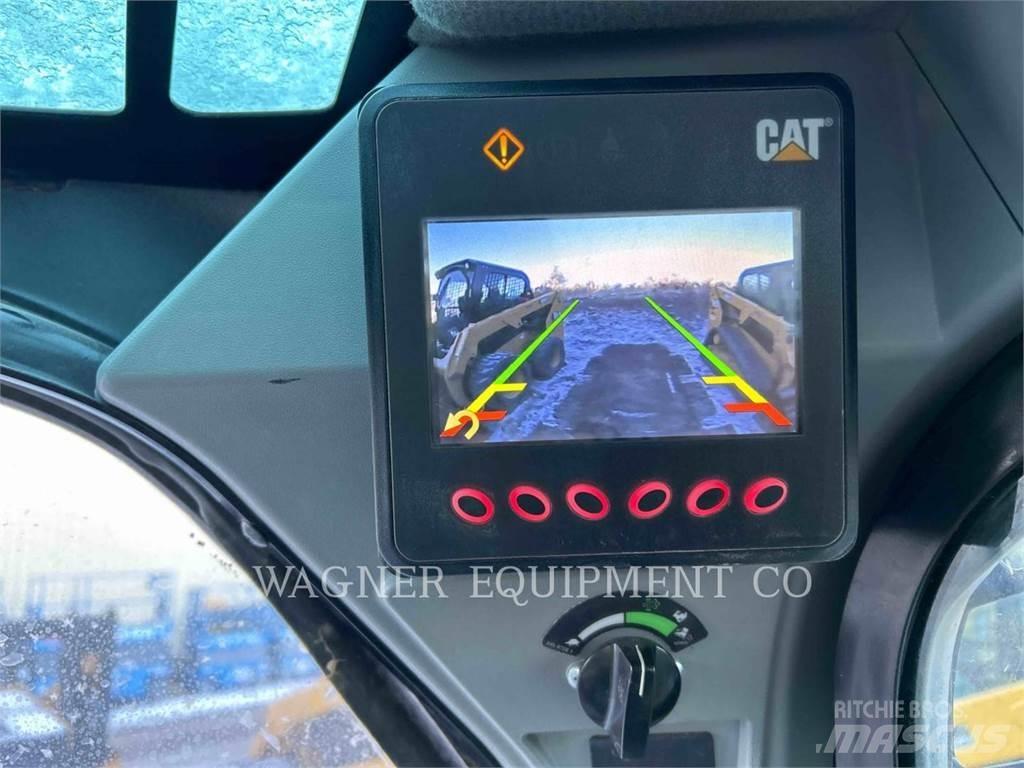 CAT 236D3 Krautuvai su šoniniu pasukimu
