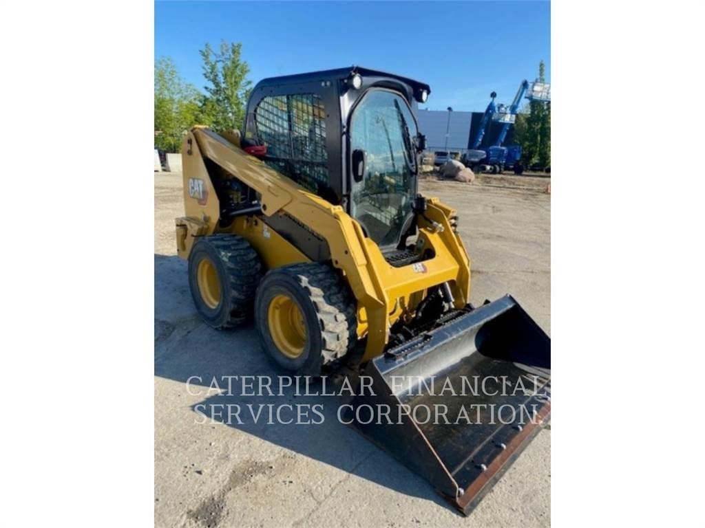 CAT 236D3 Krautuvai su šoniniu pasukimu