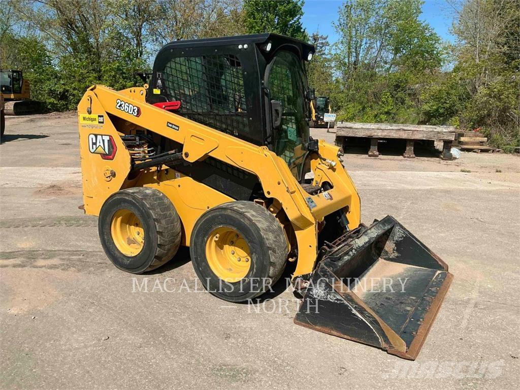 CAT 236D3 AQ Krautuvai su šoniniu pasukimu