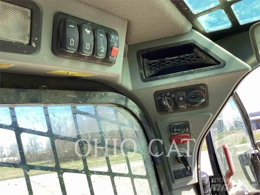 CAT 236D3 C3H2 Krautuvai su šoniniu pasukimu