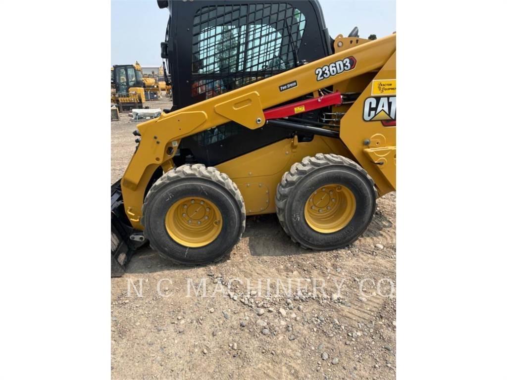 CAT 236D3 H2CB Krautuvai su šoniniu pasukimu