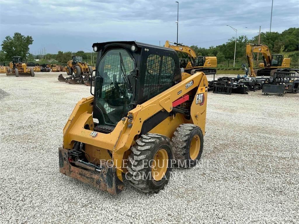 CAT 236D3STD2C Krautuvai su šoniniu pasukimu