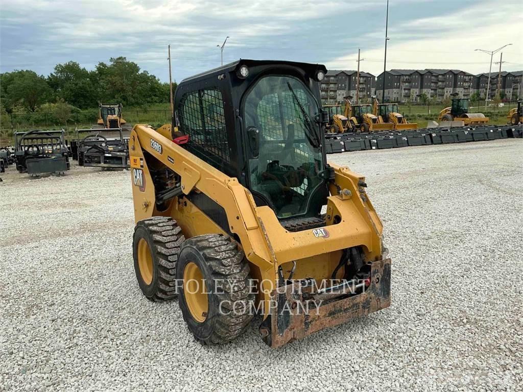 CAT 236D3STD2C Krautuvai su šoniniu pasukimu
