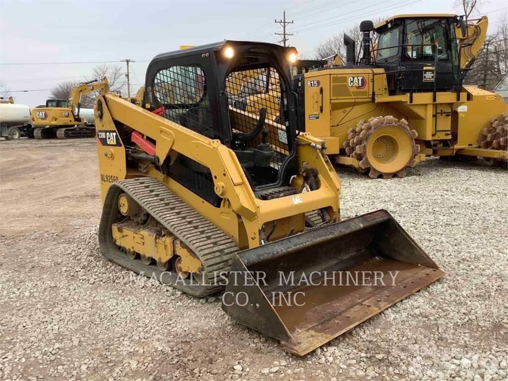 CAT 239D Vikšriniai krautuvai